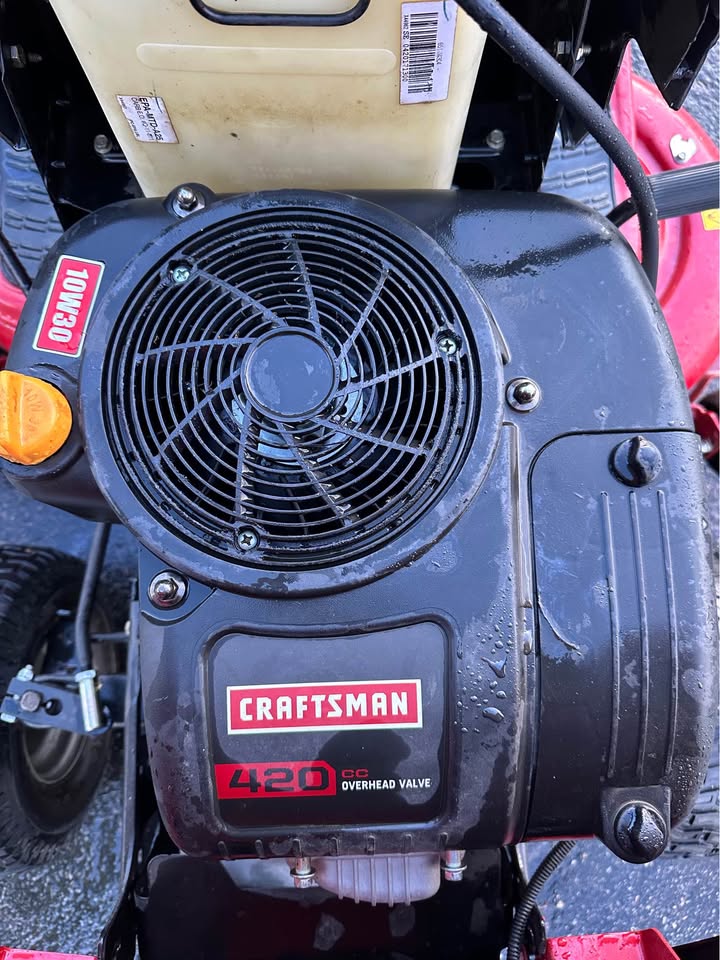 Craftsman T1000 Riding Mower